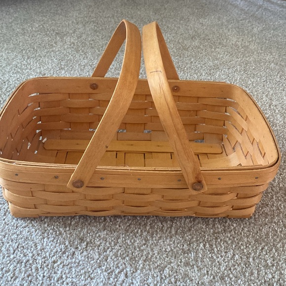 Longaberger serving basket with protector - Picture 5 of 6